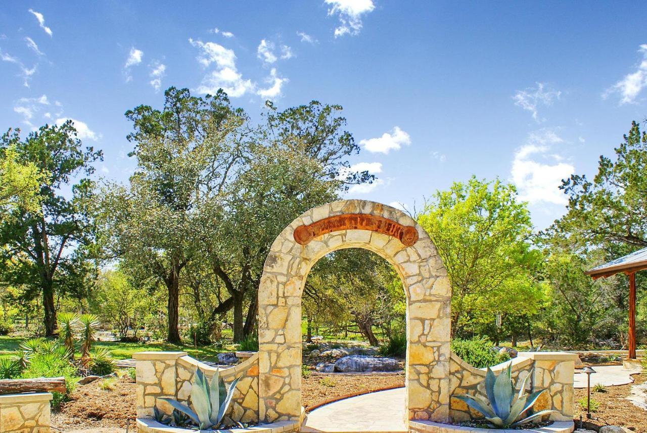 Creekside Falls Wimberley Exterior foto